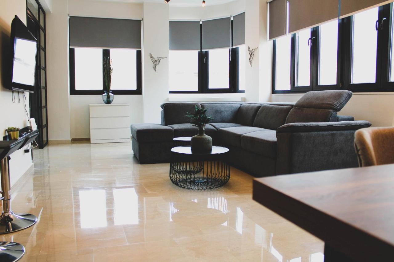 Sunlight - Volos City Center Spacious Modern Apartments Exterior photo