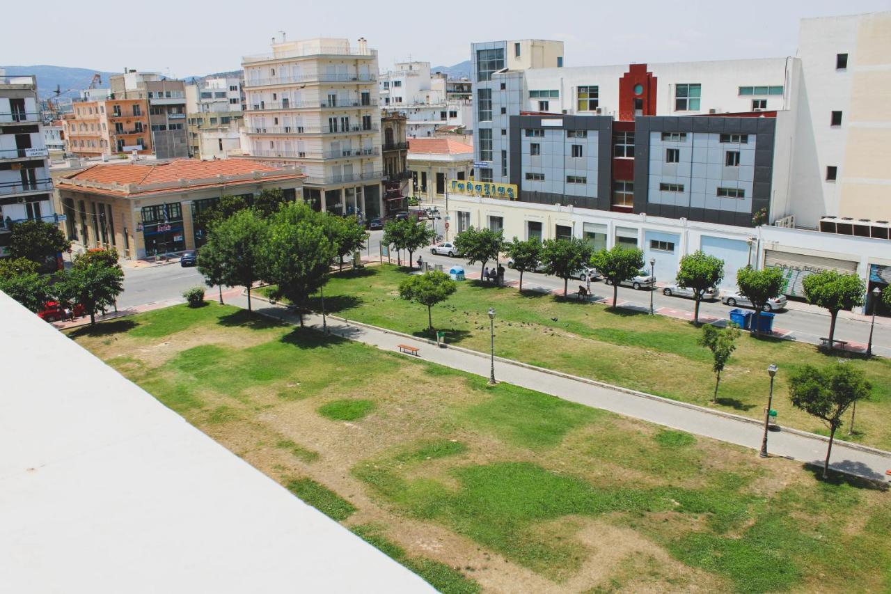 Sunlight - Volos City Center Spacious Modern Apartments Exterior photo